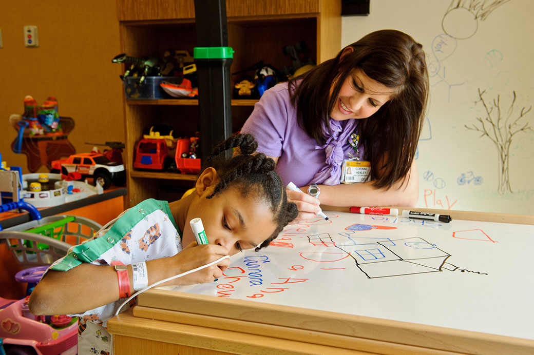 University of Missouri Children's Hospital Child Life specialist and child