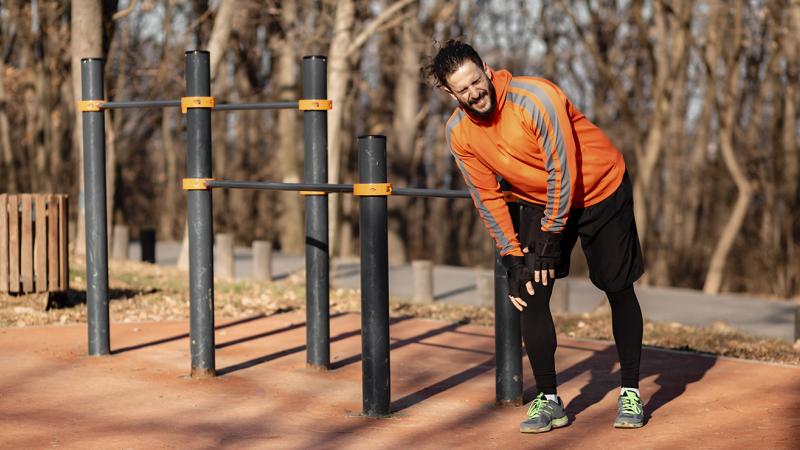 Runner with knee pain