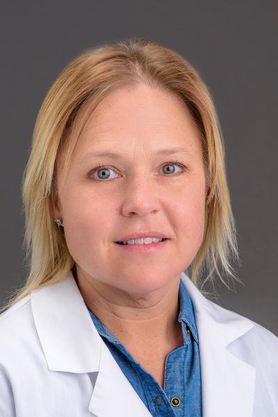 Tina Kile, FNP headshot
