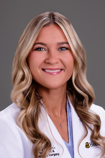 Kelsey Taylor, PA headshot