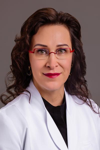 Maria Valenzuela Arellano, MD headshot