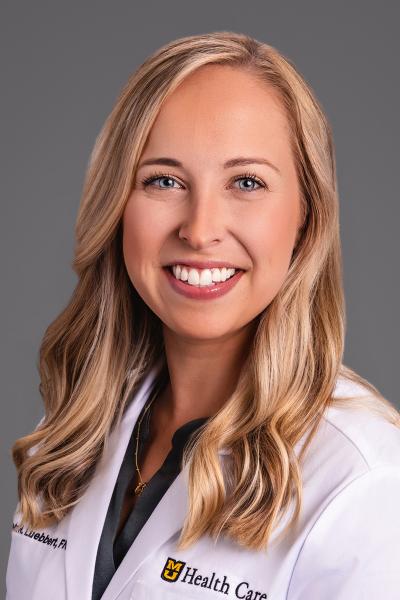 Miranda Luebbert, FNP headshot