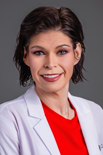 Christina Onder, FNP headshot