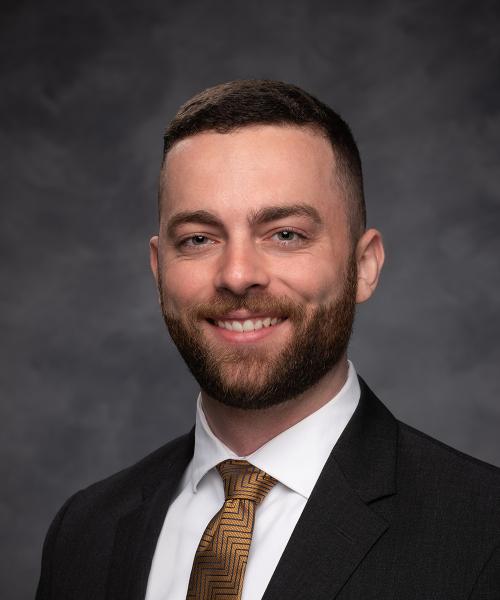 Garrett Hull, DO headshot