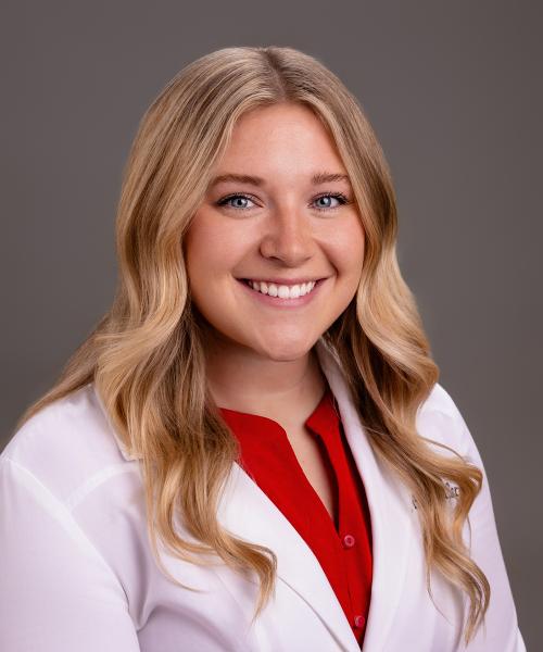 Courtney Thies, PA headshot